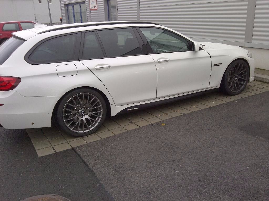 BMW 5 Series F10 / F11 - side skirts, side lists, running boards